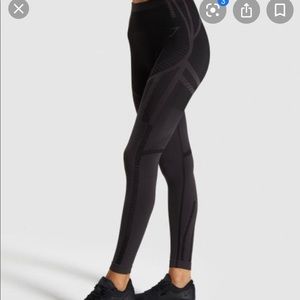 Gymshark geo seamless